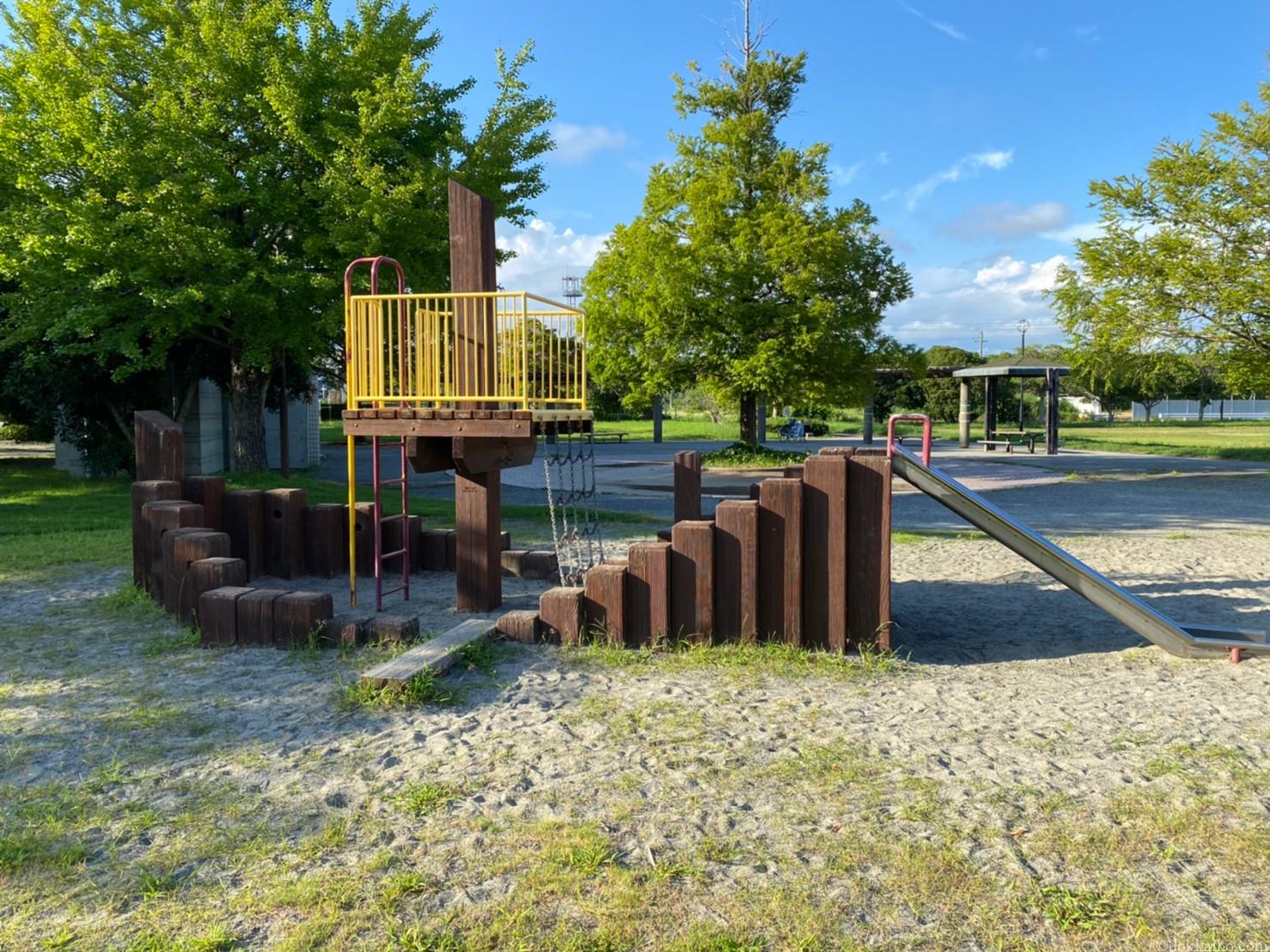 竜洋十束公園：静岡県磐田市の新幹線が見える公園 - どっかいこ.com